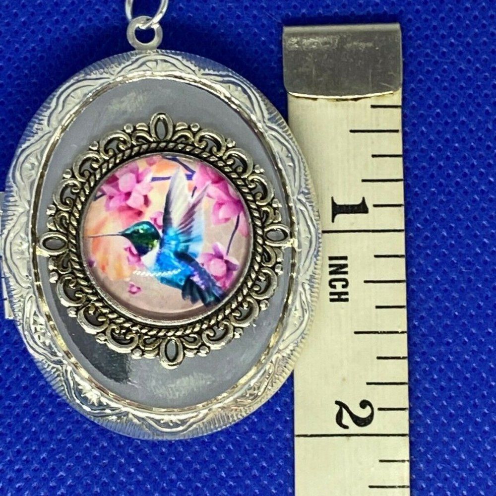 Hummingbird Locket Necklace Silver Pill box fancy - Picture 6 of 8